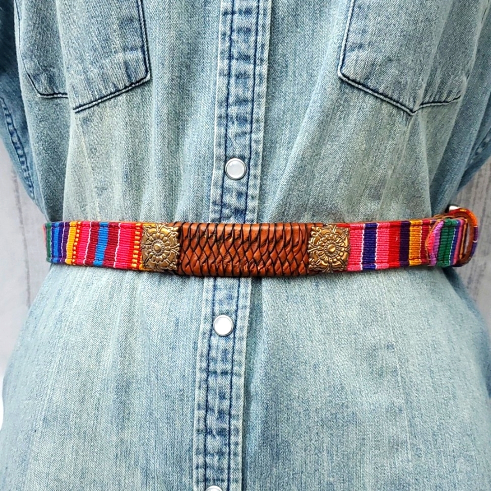 Fossil Multi Color Fabric On Leather Belt Medalli… - image 4
